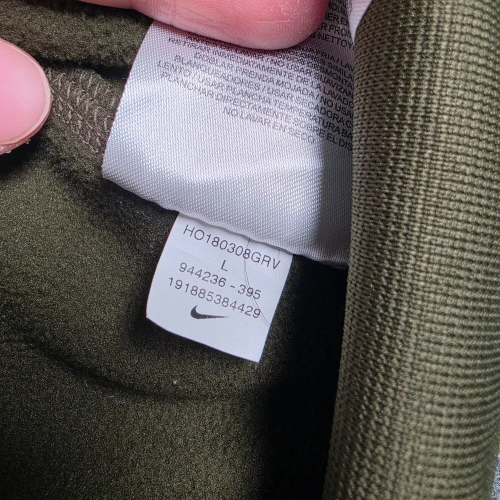 Nike Green Bay Packers Salute to Service Hoodie Mens L Green Therma-FIT NFL